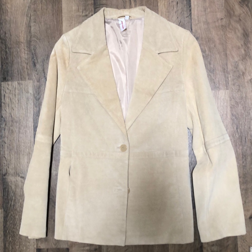 Fitted suede jacket